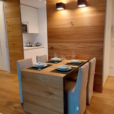 Alpenflair - Charming Ski-to-door